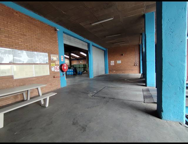 10,000M² WAREHOUSE FOR SALE IN JUPITER